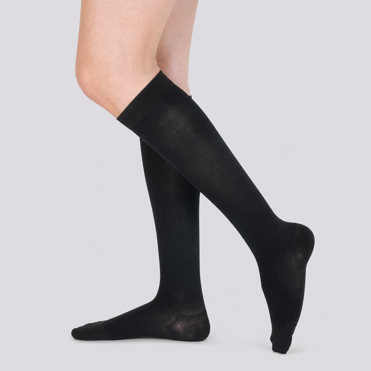 VenoKomp® Compression Calf Sleeves with Closed Toe